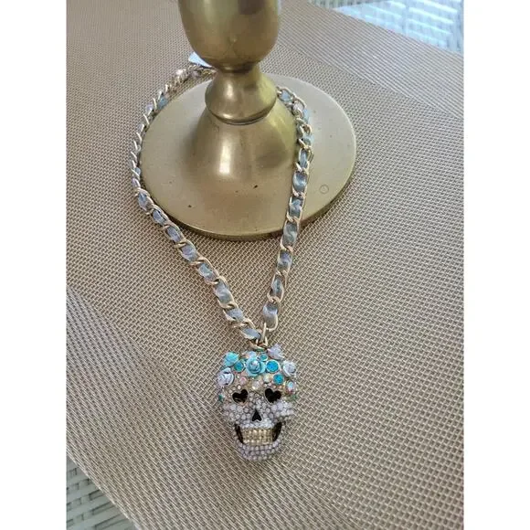Betsey Johnson Rhinestone Enamel Ivory Ribbon Sugar Skull Choker Necklace NWT - Picture 2 of 3